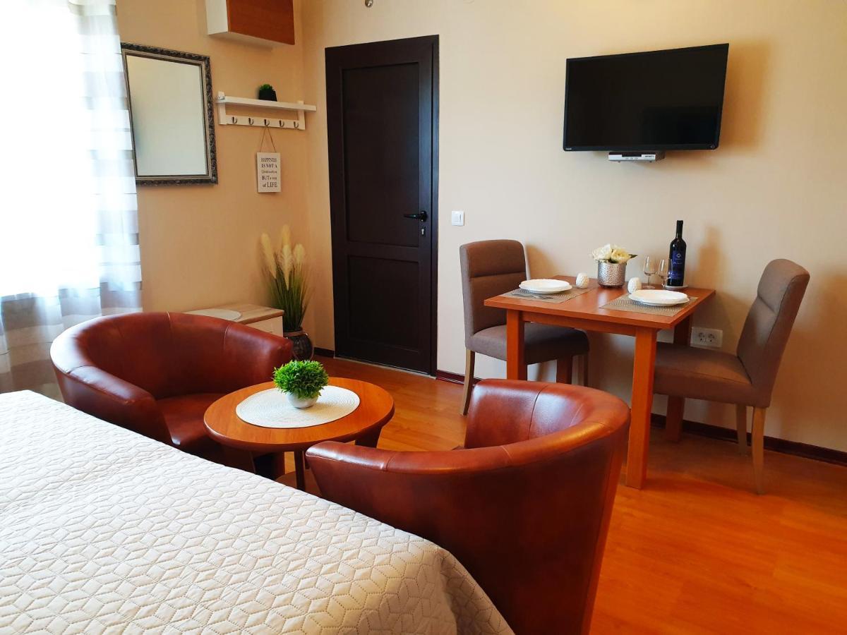 Apartments Zrinka 793 Пореч Экстерьер фото